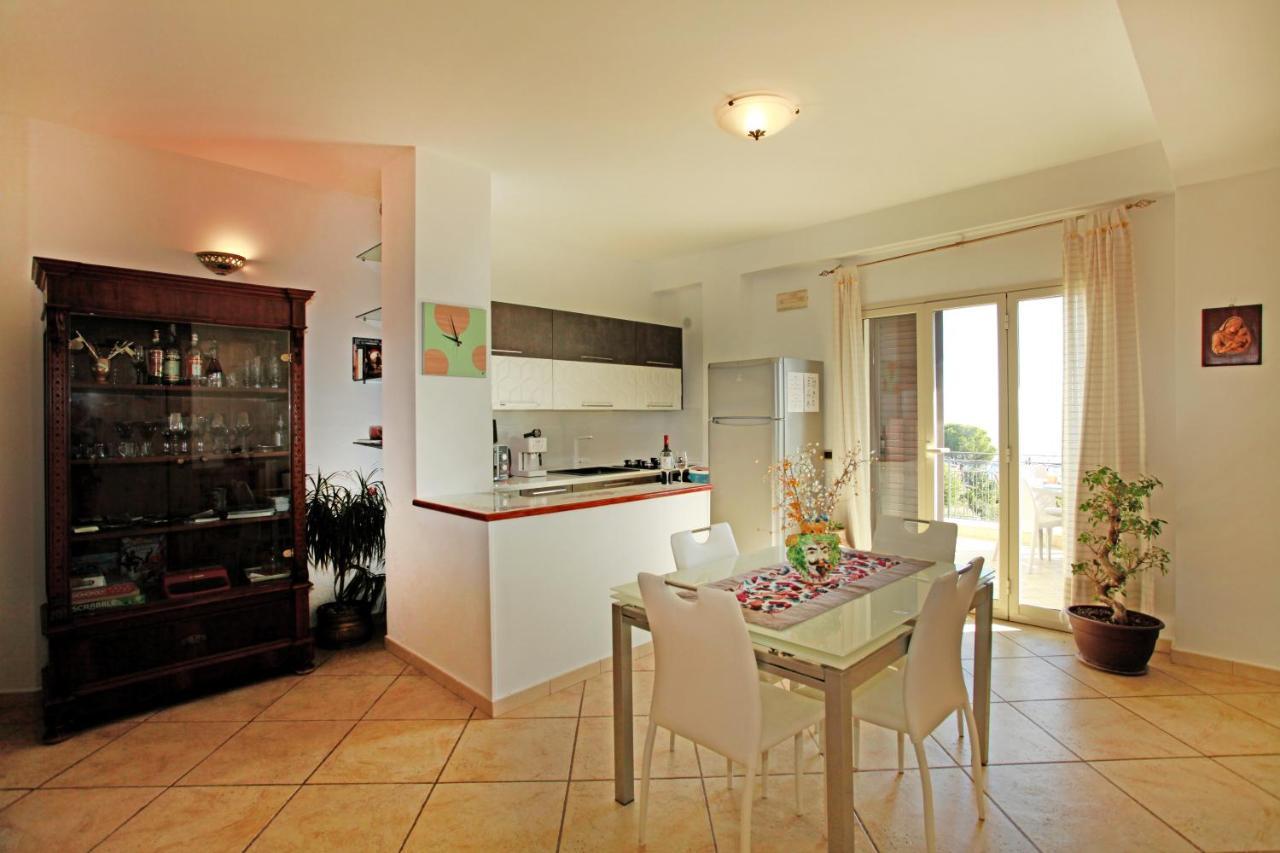 Casa Cloe Apartment ตาออร์มินา ภายนอก รูปภาพ