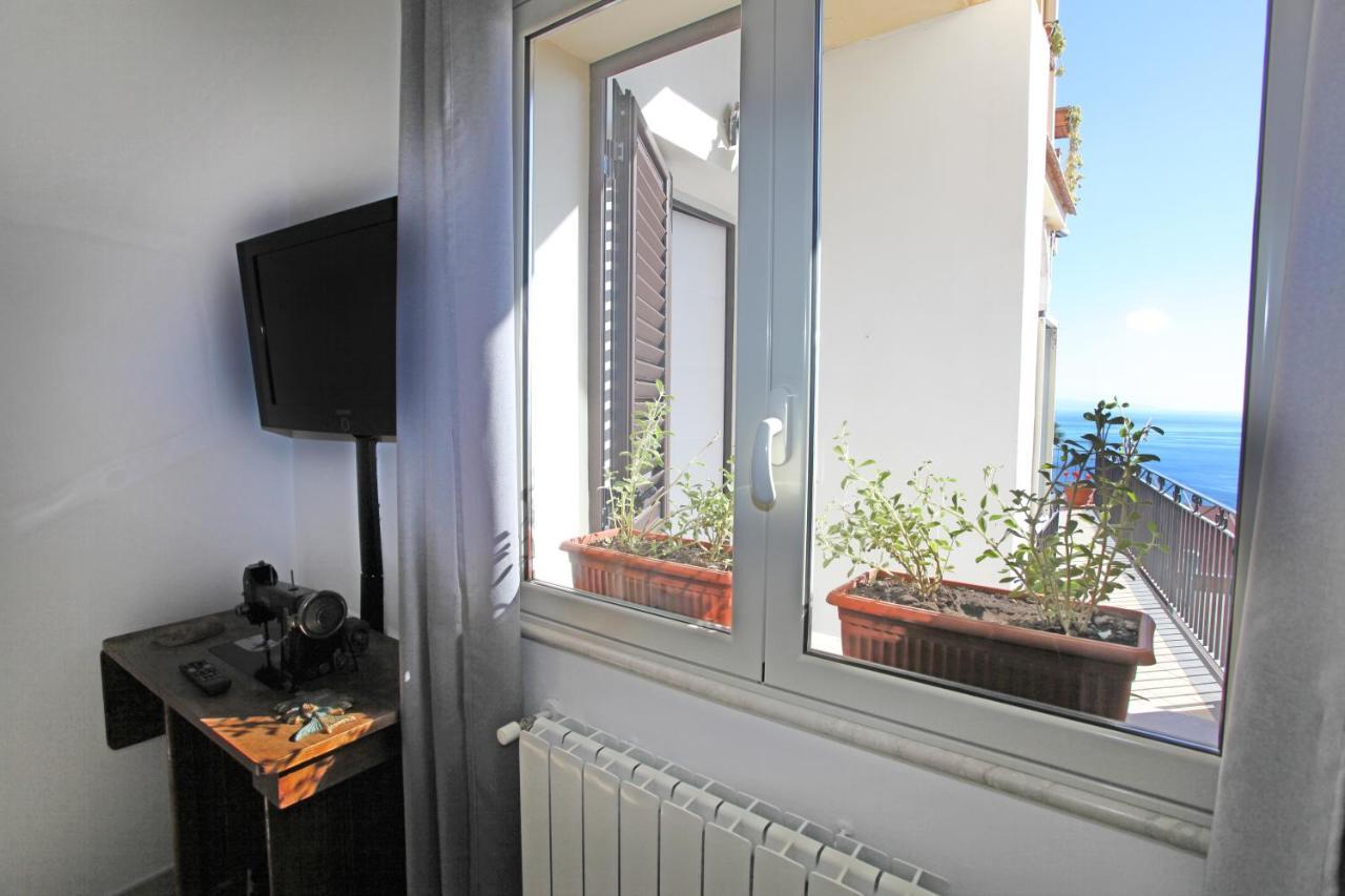 Casa Cloe Apartment ตาออร์มินา ภายนอก รูปภาพ
